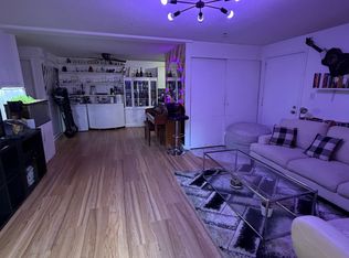 7 Village Hill Ln APT 1, Natick, MA 01760