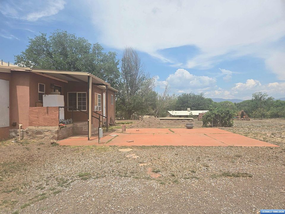 1st image of 5 Lobo Dr
