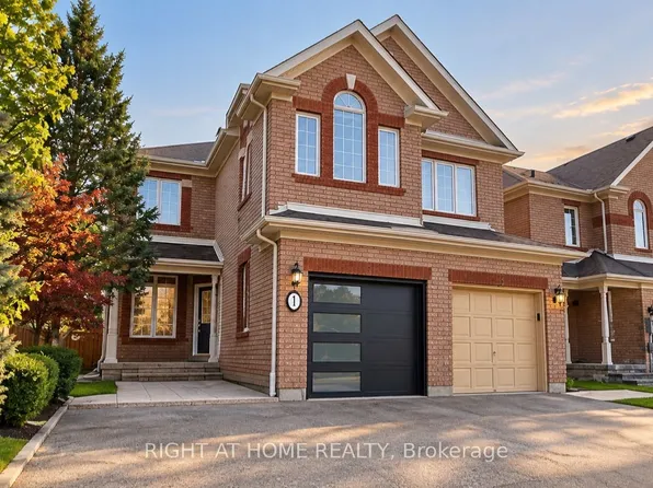1 Ridgeway Ct, Vaughan, ON L6A 2R6