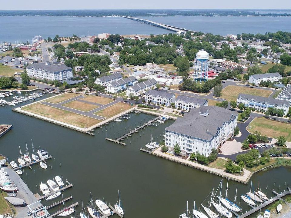 1st image of 330 Shipyard Dr #86