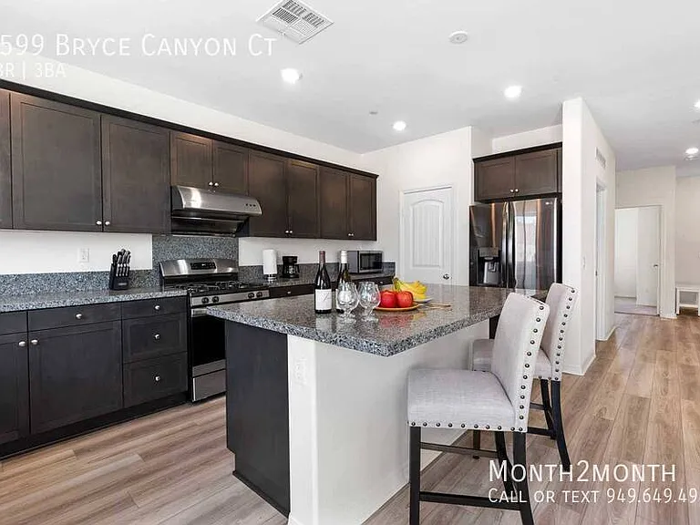6599 Bryce Canyon Ct — Photo 8