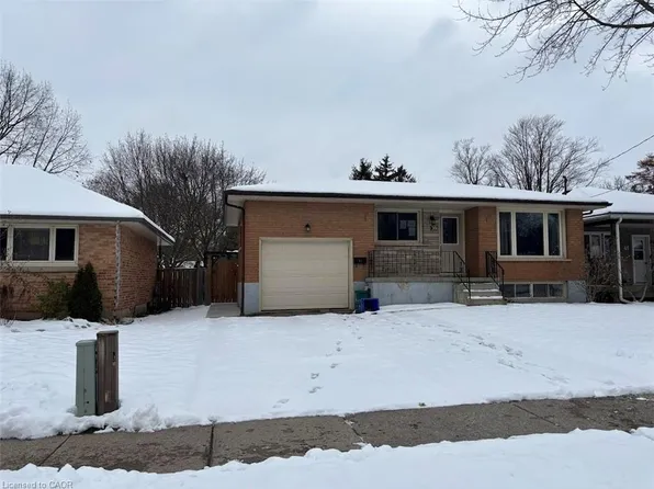 39 Evelyn St, Brantford, ON N3R 3G8