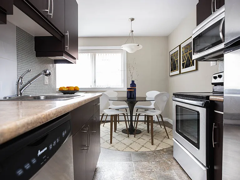 391 Gertrude Ave #GER303 — Photo 9