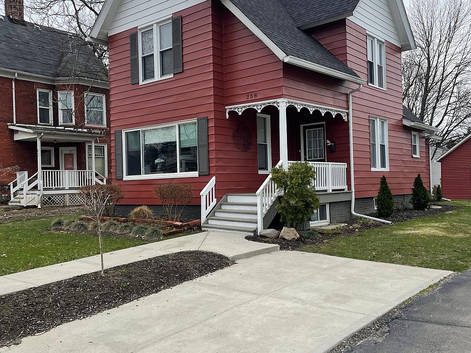 1st image of 258 S Saint Clair St #Up
