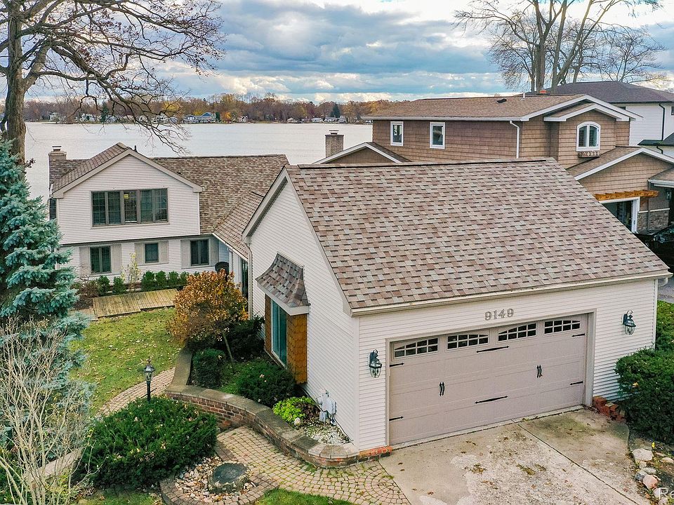 1st image of 9149 Longcroft Dr