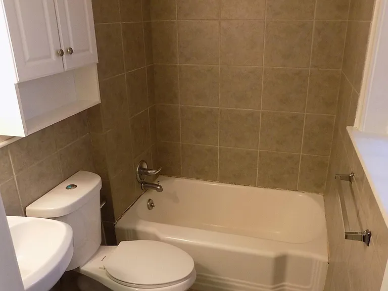 2828 Piedmont Rd NE #1 — Photo 3