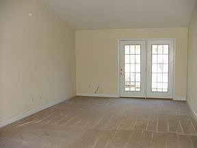 2nd image of 2315 Katy Ct