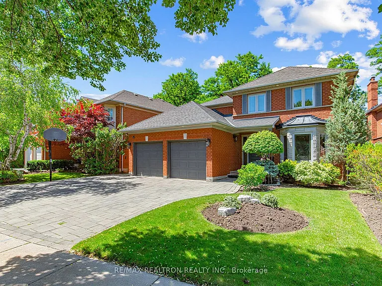 210 Westmount Blvd — Photo 1