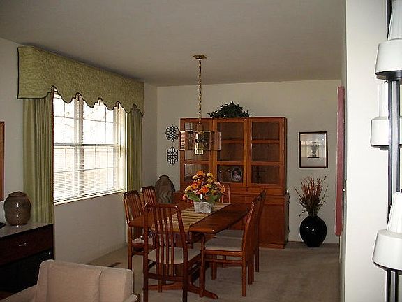 4th image of 5138 Mockingbird Ln