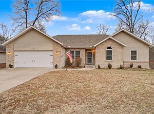 7 Shropshire Dr, Bella Vista, AR 72714