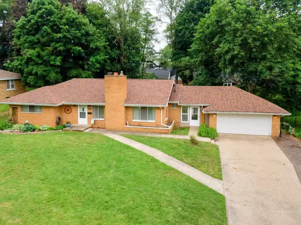 180 Pleasantview Dr, Battle Creek, MI 49017
