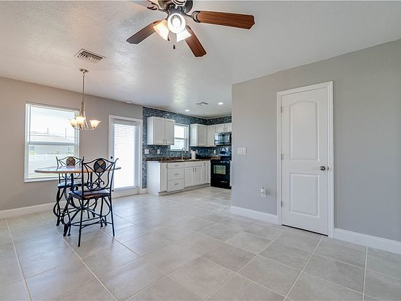 5th image of 4040 NW 36th Pl