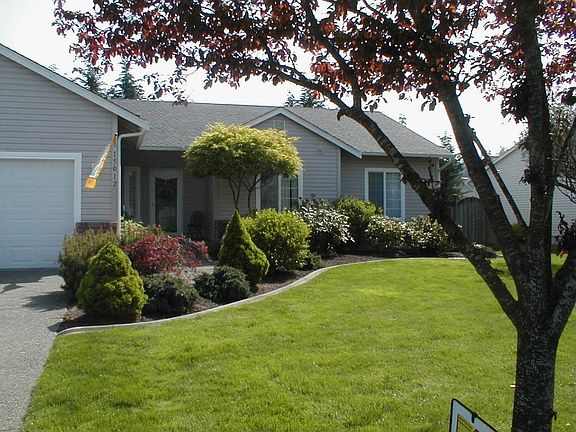 FRONT HOUSE 2