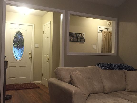 2nd image of 318 Windridge Dr