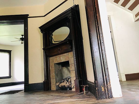 Living area 1 w/ fireplace