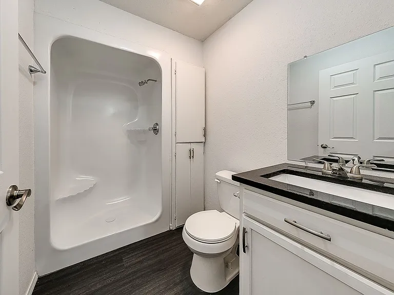 5924 W Hefner Rd — Photo 5