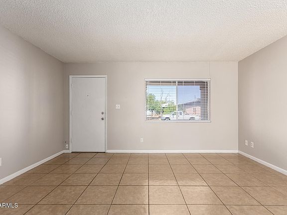 4th image of 17629 N 8TH Avenue