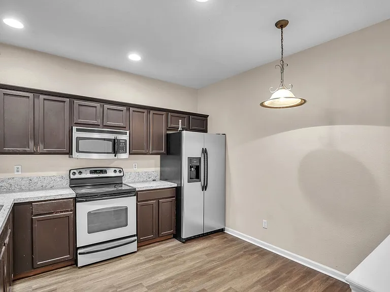 1692 Biscayne Bay Cir — Photo 3