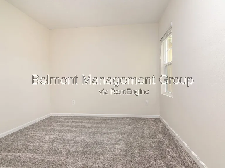 9311 Tecumseh Dr — Photo 9