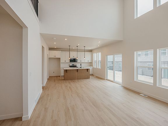 4th image of 3643 N Eagle Dr #313
