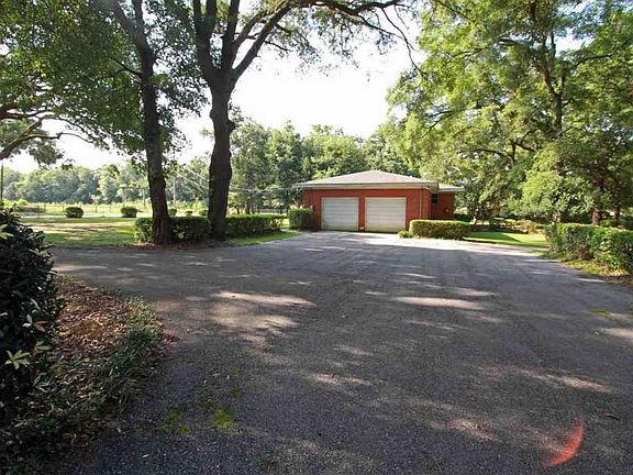 4th image of 8585 Bowman Ave