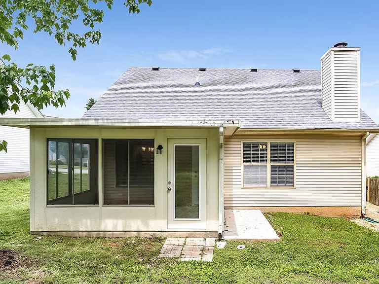 309 Cedar Park Cir — Photo 17