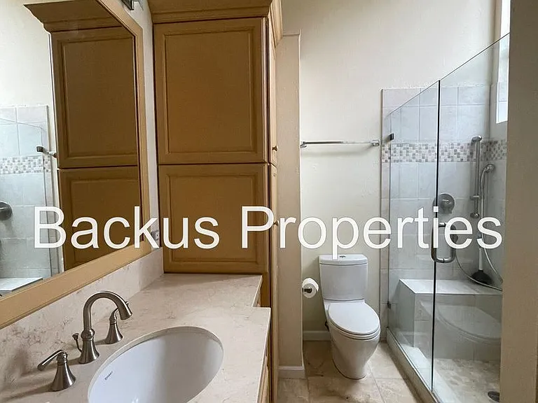 14685 Charter Oak Blvd — Photo 7