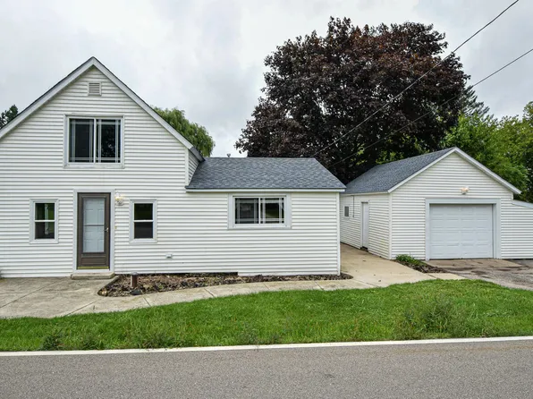 8200 312th Ave, Burlington, WI 53105