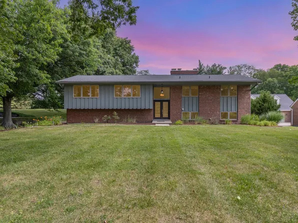 5394 Palisades Dr, Cincinnati, OH 45238