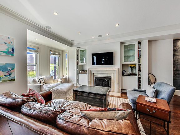 4th image of 2116 N Halsted St #2