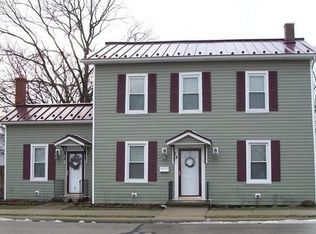 18 W Walnut St, Farmersville, OH 45325