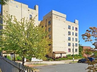 9 Hedden Ter APT 4C, Newark, NJ 07108