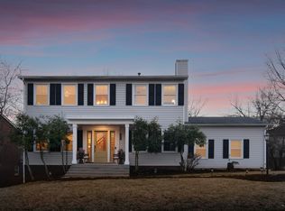 997 Chinoe Rd, Lexington, KY 40502