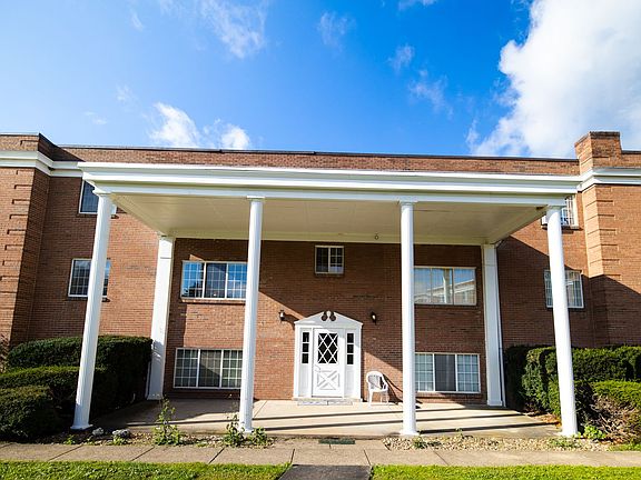 2nd image of 300 Craigdell Rd #412