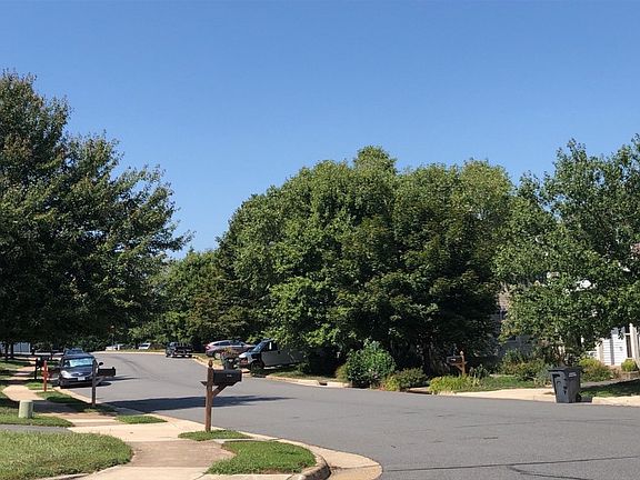 5th image of 21747 Ladbroke Grove Ct