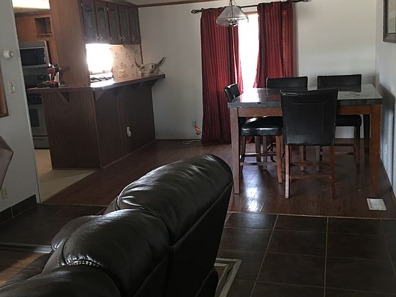 4th image of 4221 N Charles St