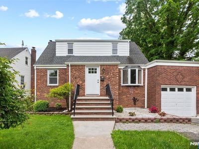 36 Deerfield St, Bergenfield, NJ, 07621