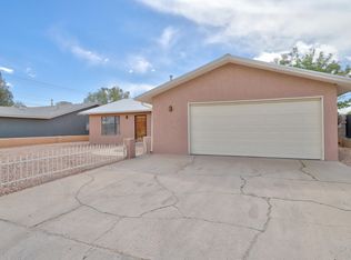 403 62nd St NW, Albuquerque, NM 87105