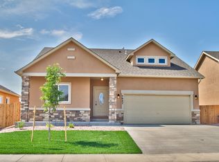 7843 High Gate Dr, Fountain, CO 80817