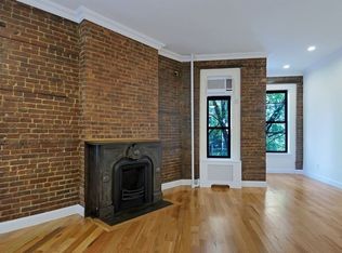 70 W 11th St #4, New York, NY 10011