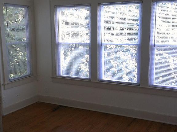 3rd image of 4821 Jarboe St