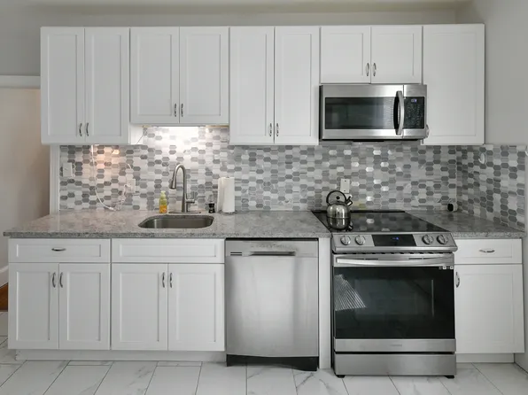 102 W 30th St #1, Wilmington, DE 19802