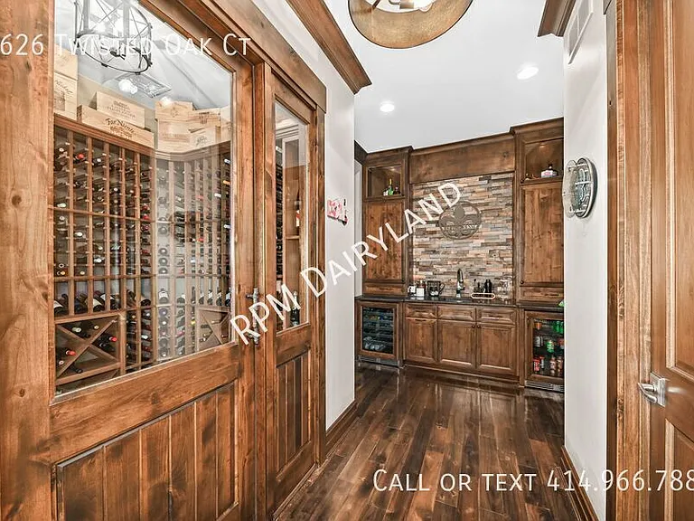 1626 Twisted Oak Ct — Photo 18