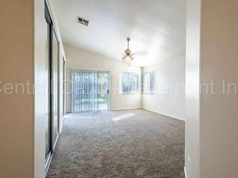 6101 Aruba Ct — Photo 21