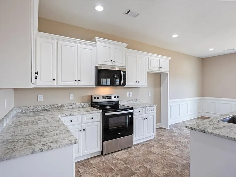 3080 Basil Ln — Photo 8