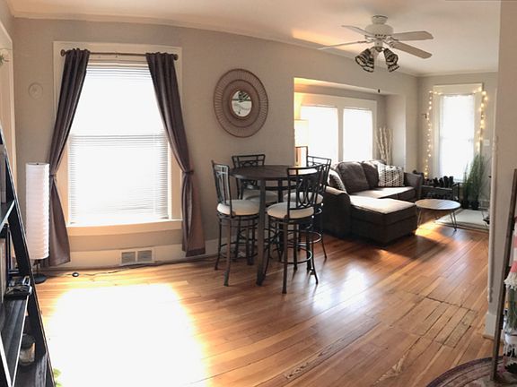 2nd image of 418 Curry Ave
