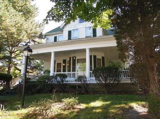 19 W High St, Mooresville, IN 46158