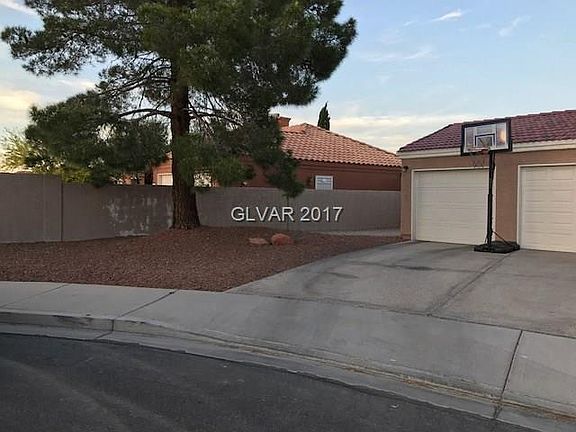 3rd image of 516 Sueno Ct