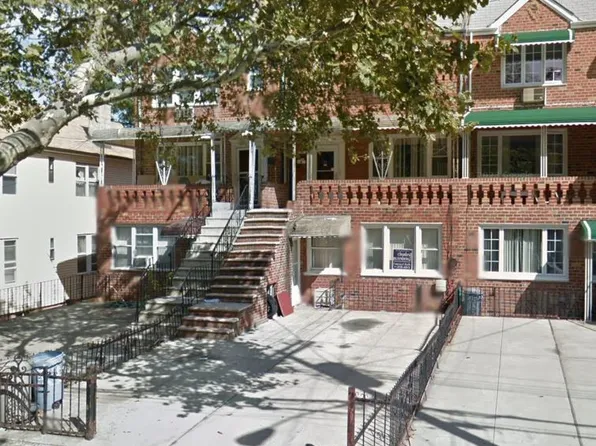 1181 East 55th Street image 1 of 1