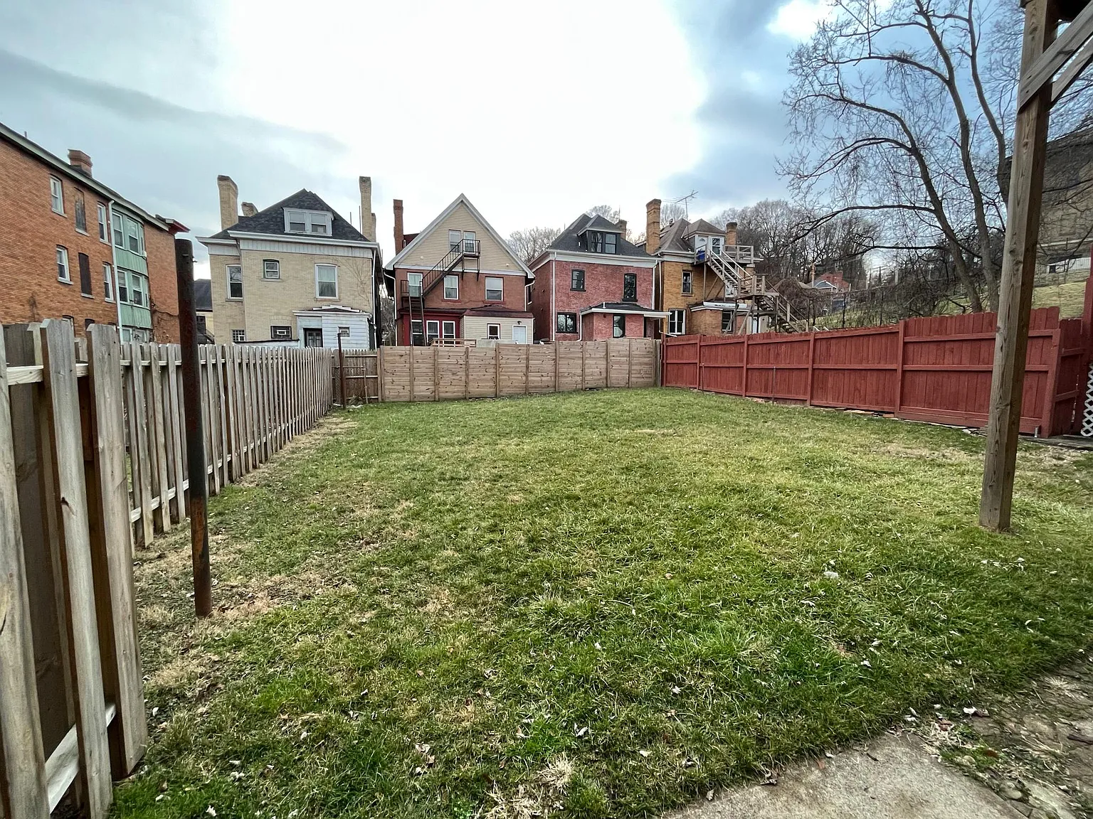 5522 Black St — Photo 3